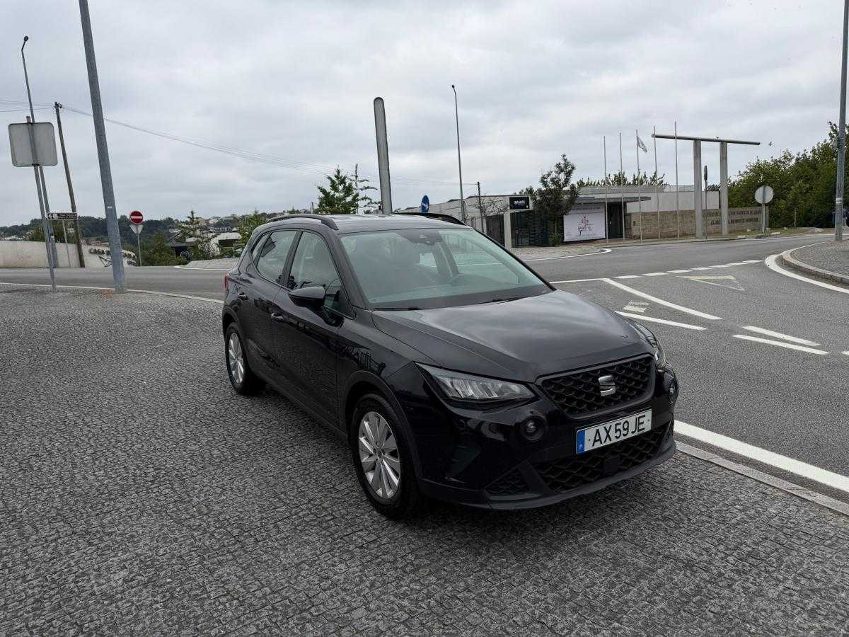 seat-arona-2023-gasolina-999cc