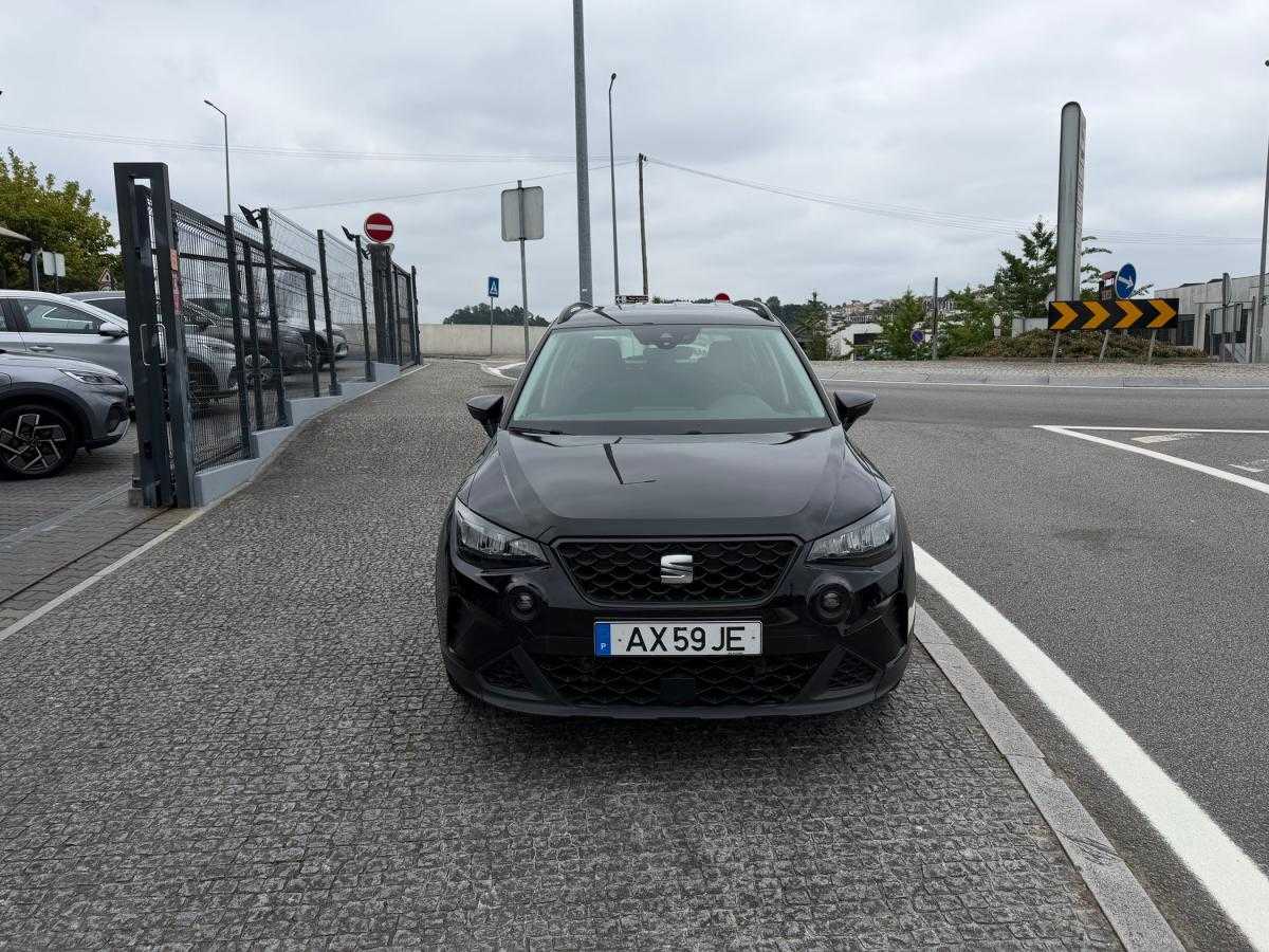 seat-arona-2023-gasolina-999cc