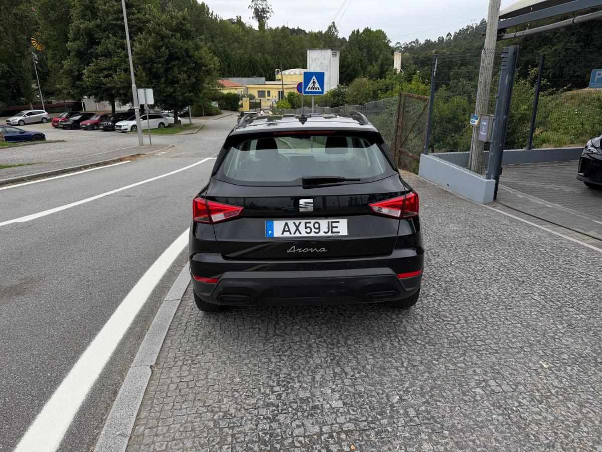 seat-arona-2023-gasolina-999cc