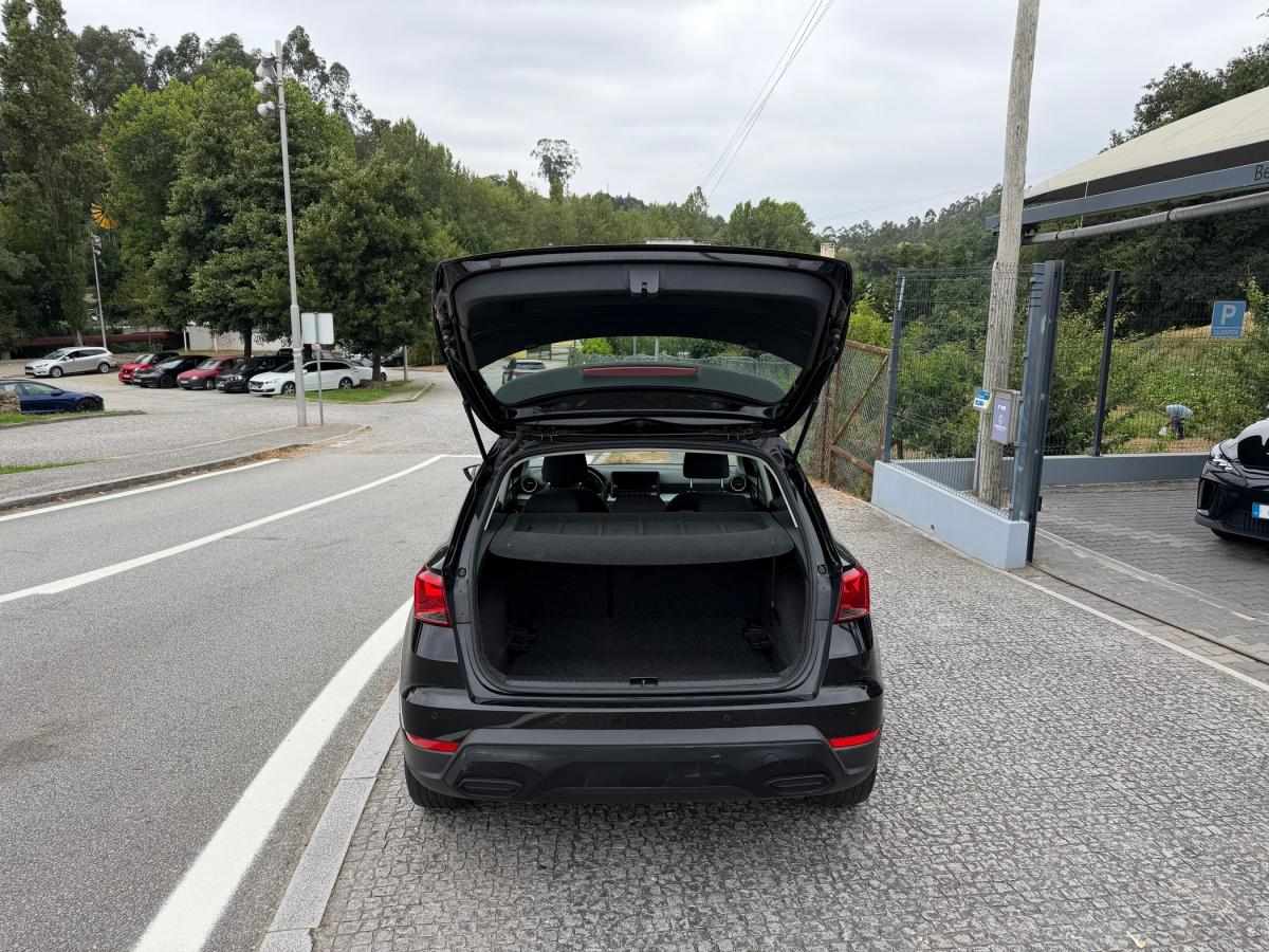 seat-arona-2023-gasolina-999cc
