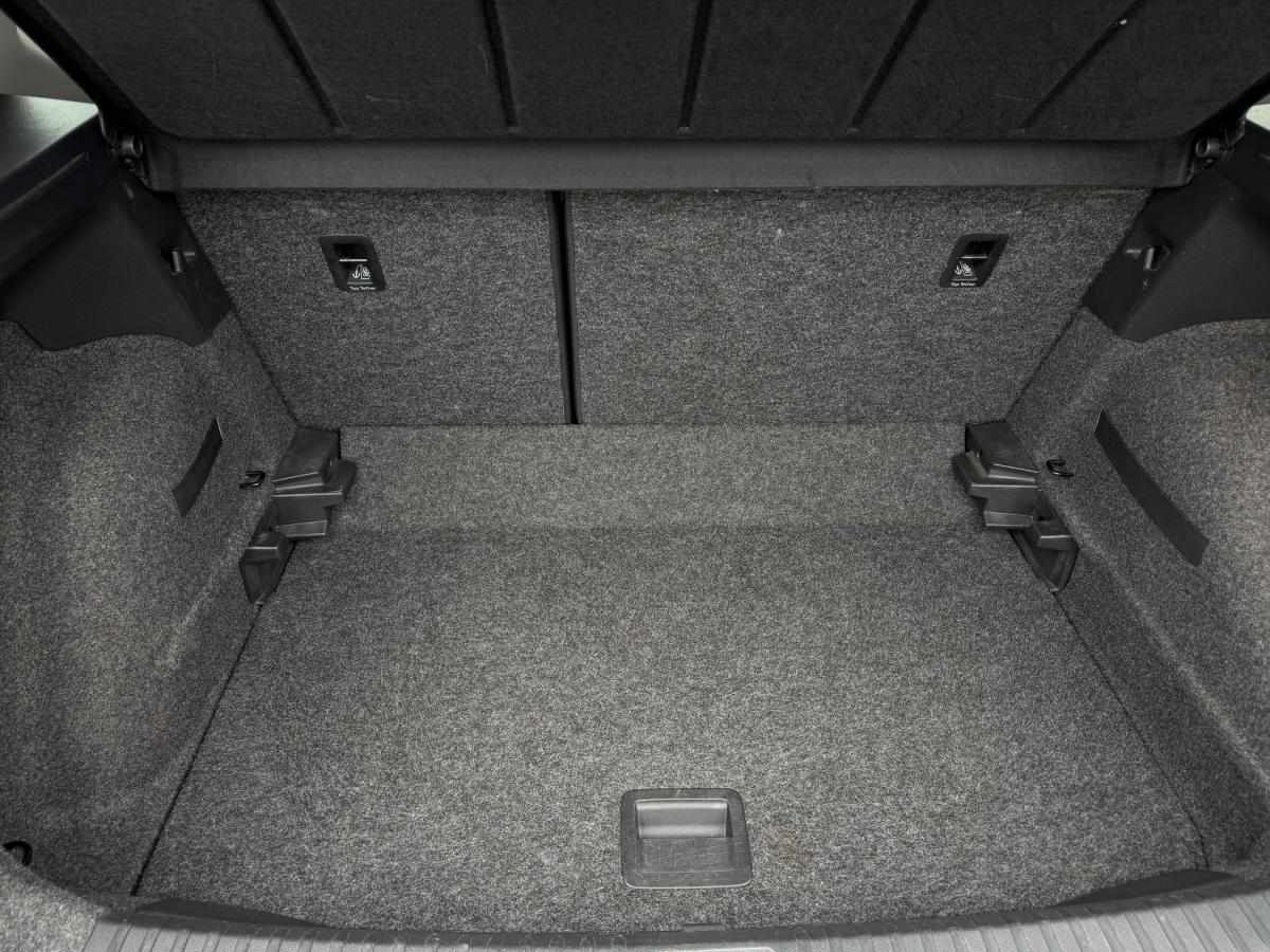 seat-arona-2023-gasolina-999cc