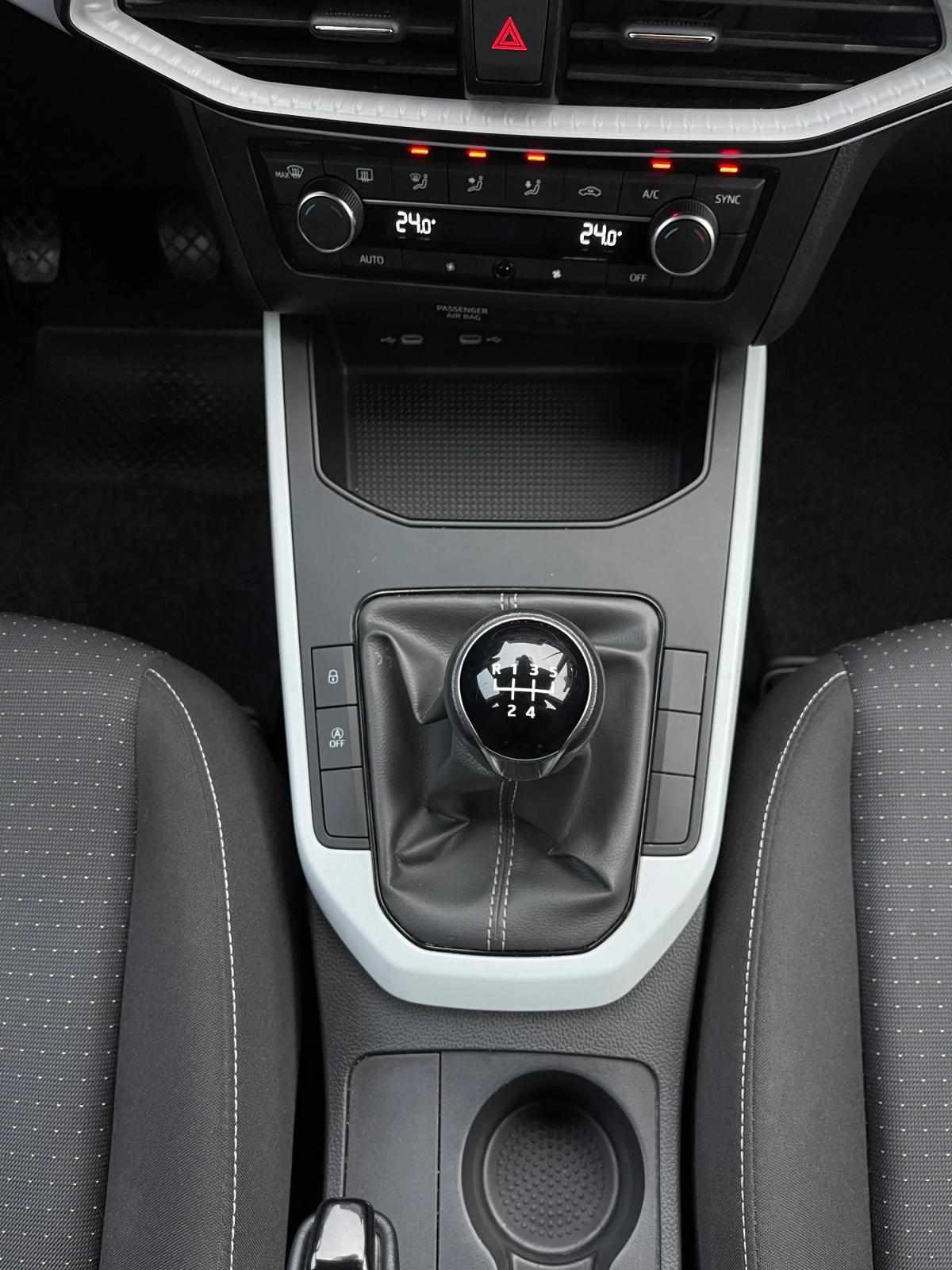 seat-arona-2023-gasolina-999cc