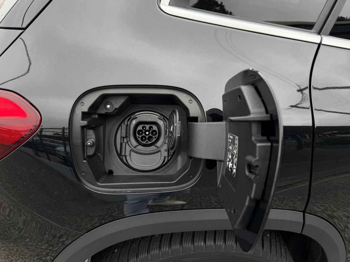 mercedes-benz-gla-2023-hibrido-a-gasolina-1332cc