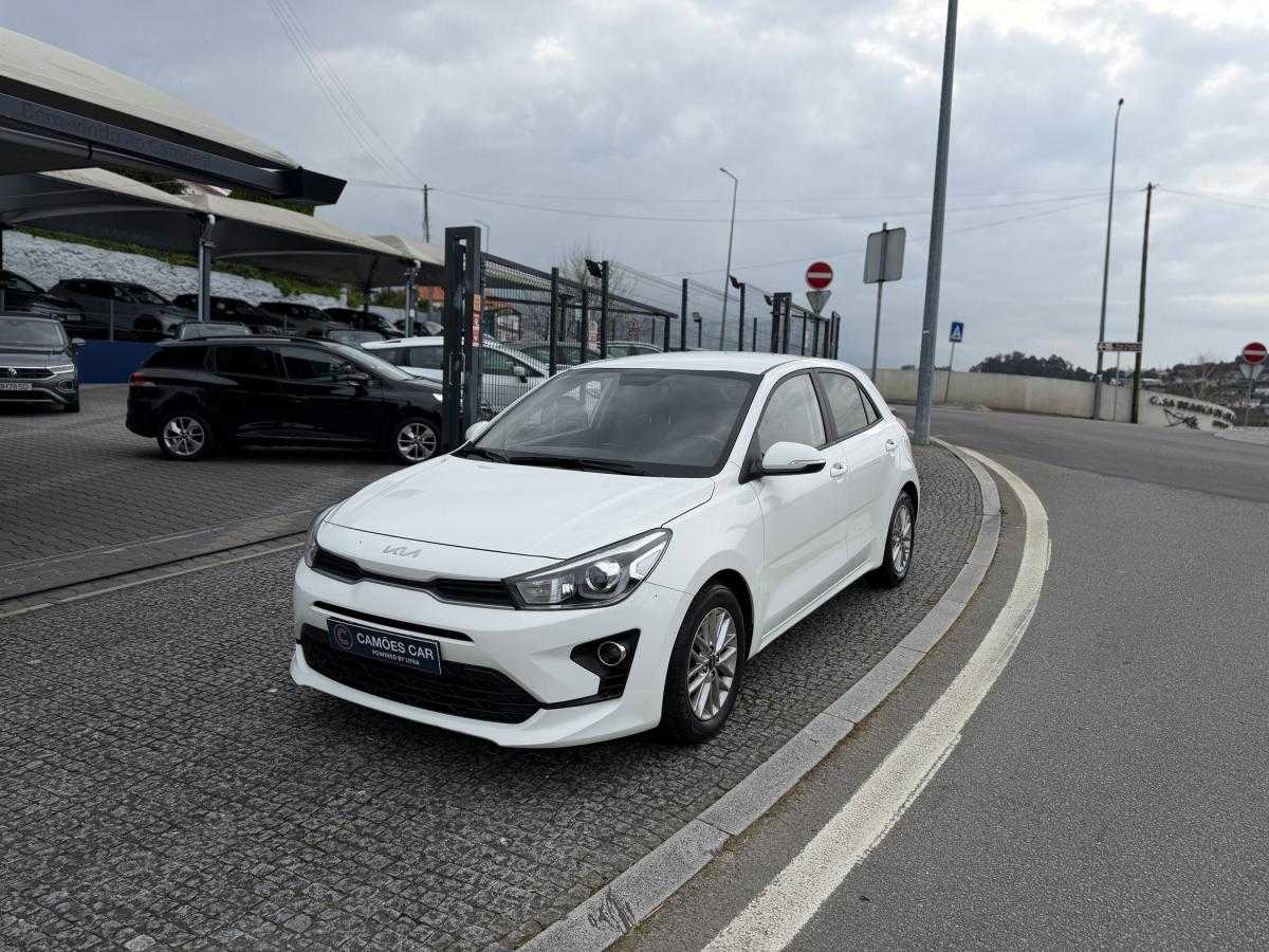 kia-rio-2022-gasolina-998cc