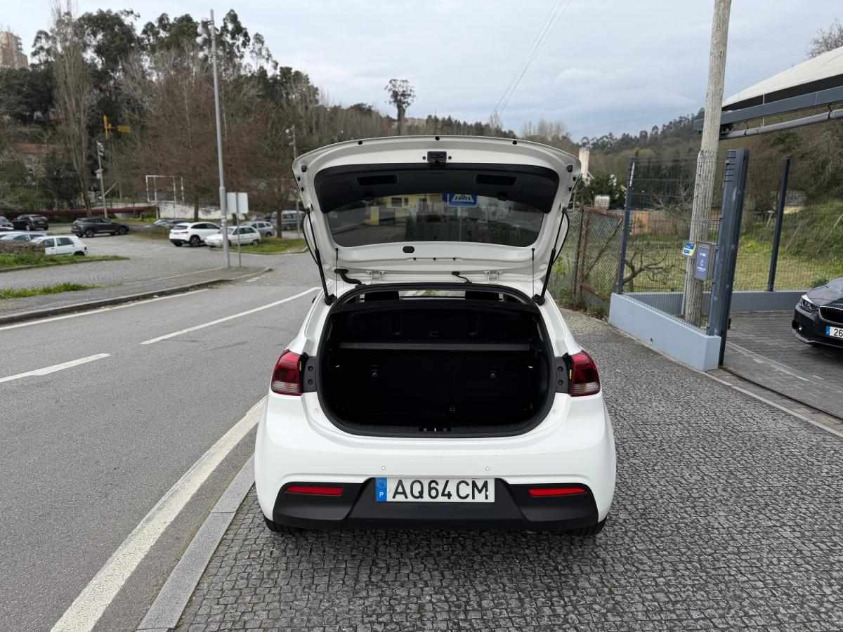 kia-rio-2022-gasolina-998cc