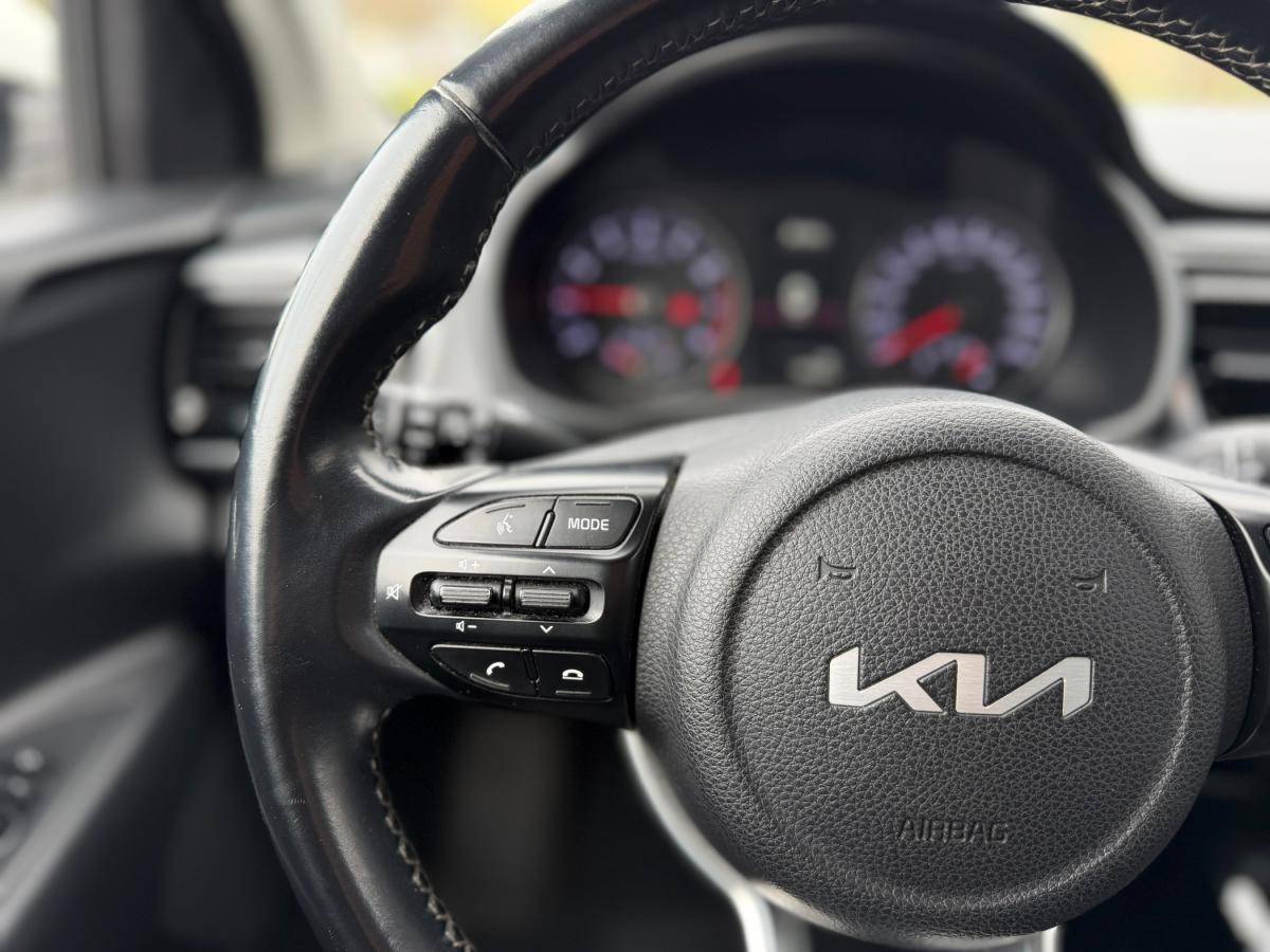 kia-rio-2022-gasolina-998cc