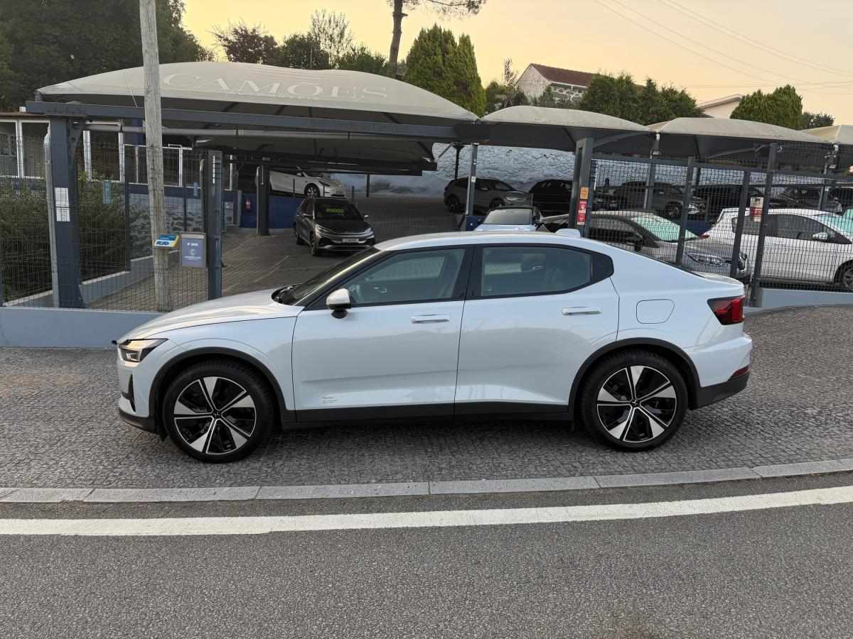 polestar-2-2023-eletrico-500cc