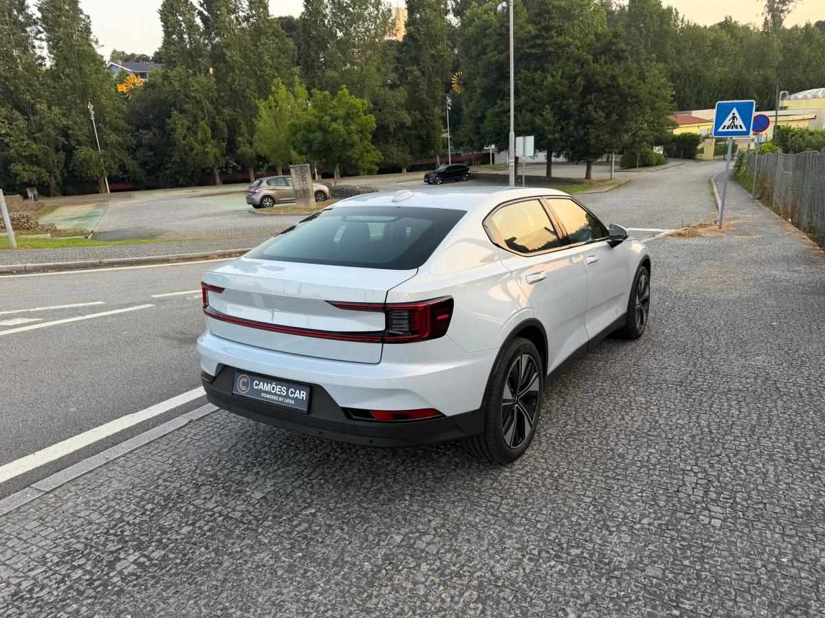 polestar-2-2023-eletrico-500cc
