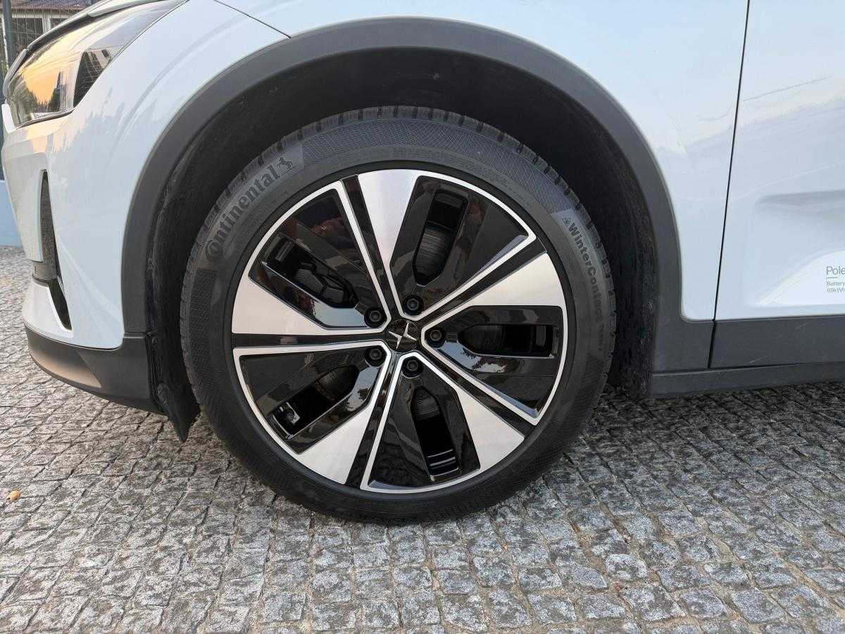 polestar-2-2023-eletrico-500cc