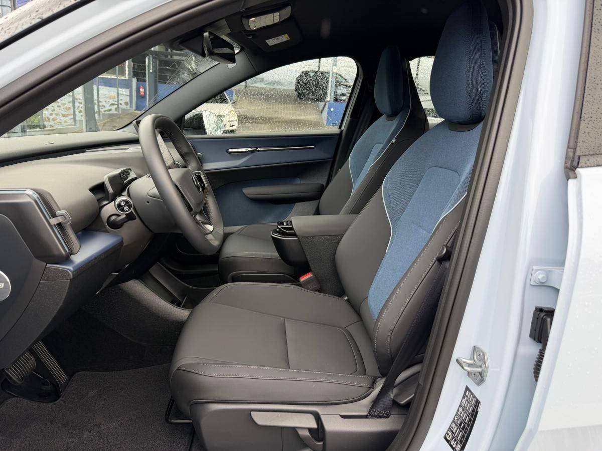 volvo-ex30-2025-eletrico-0cc