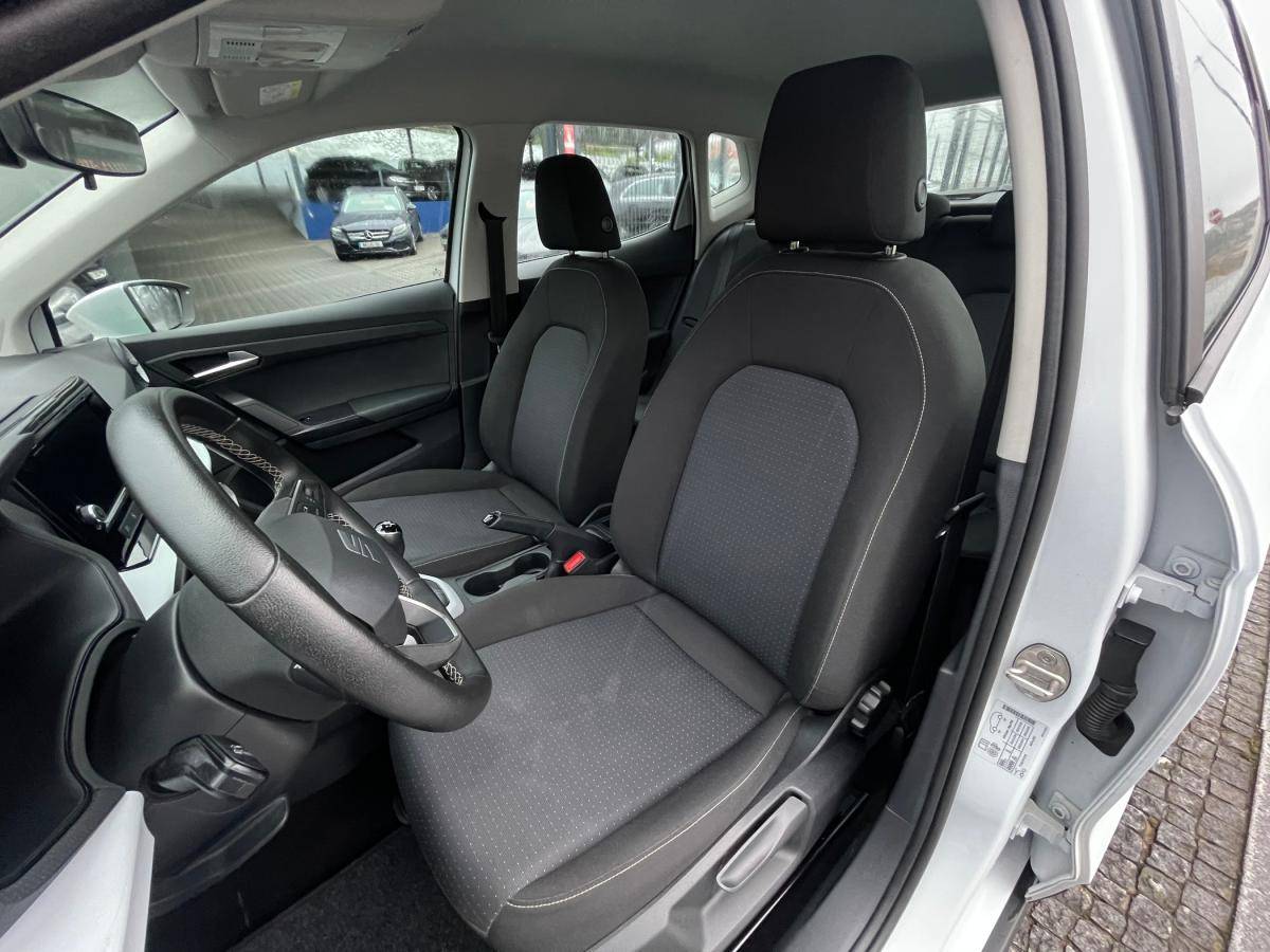 seat-arona-2023-gasolina-999cc