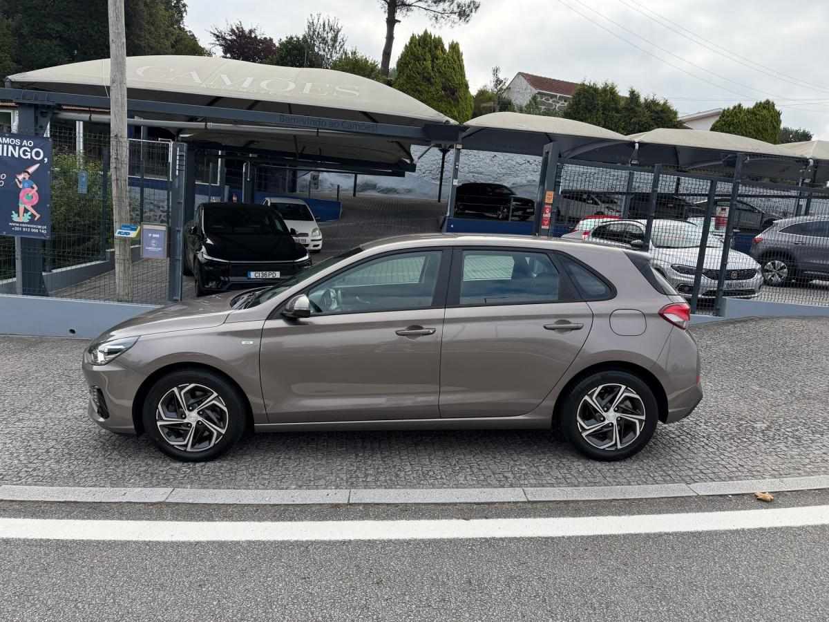 hyundai-i30-2021-gasolina-998cc