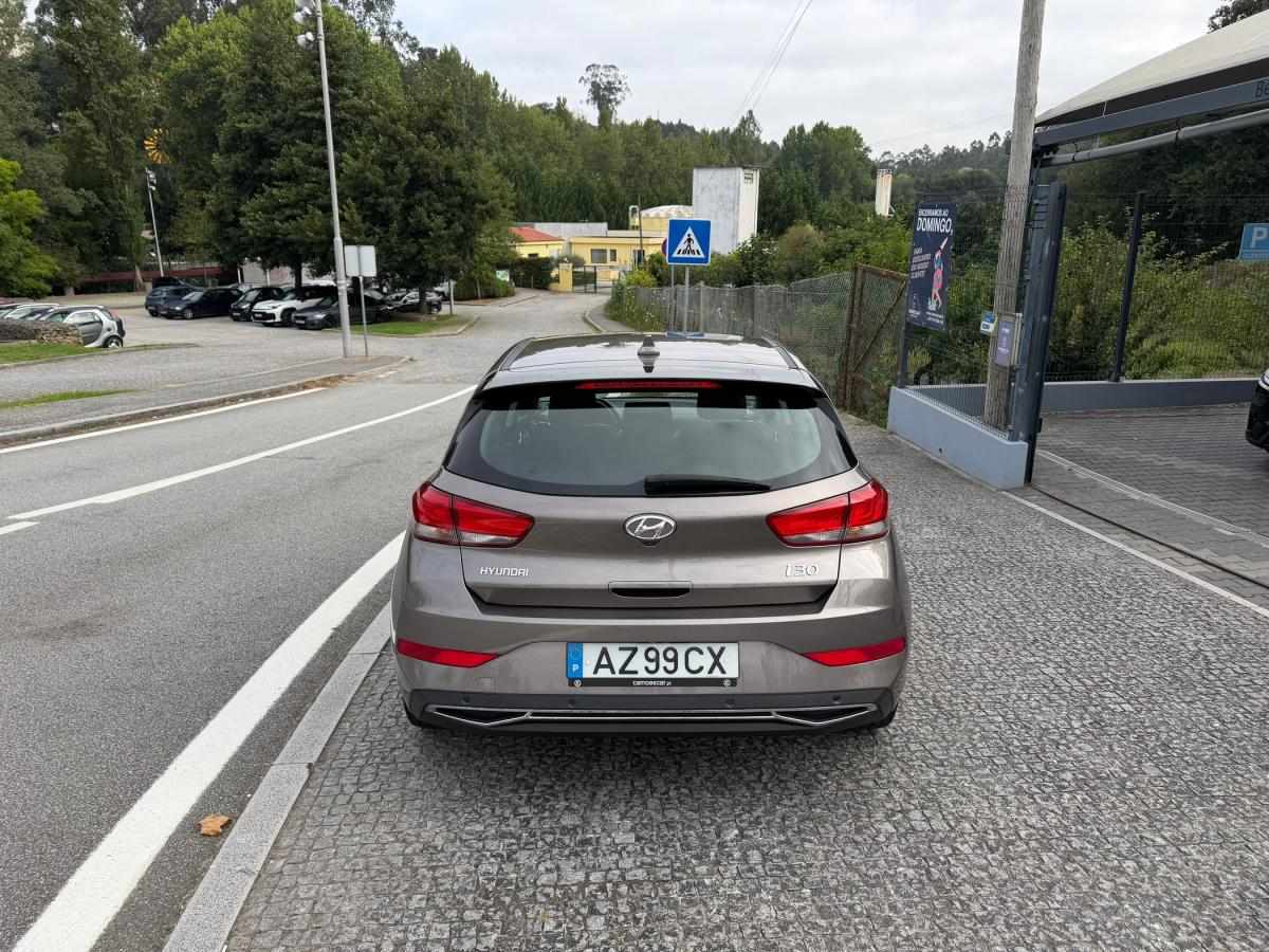 hyundai-i30-2021-gasolina-998cc