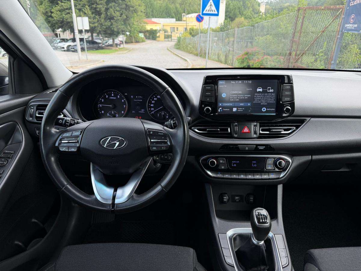 hyundai-i30-2021-gasolina-998cc