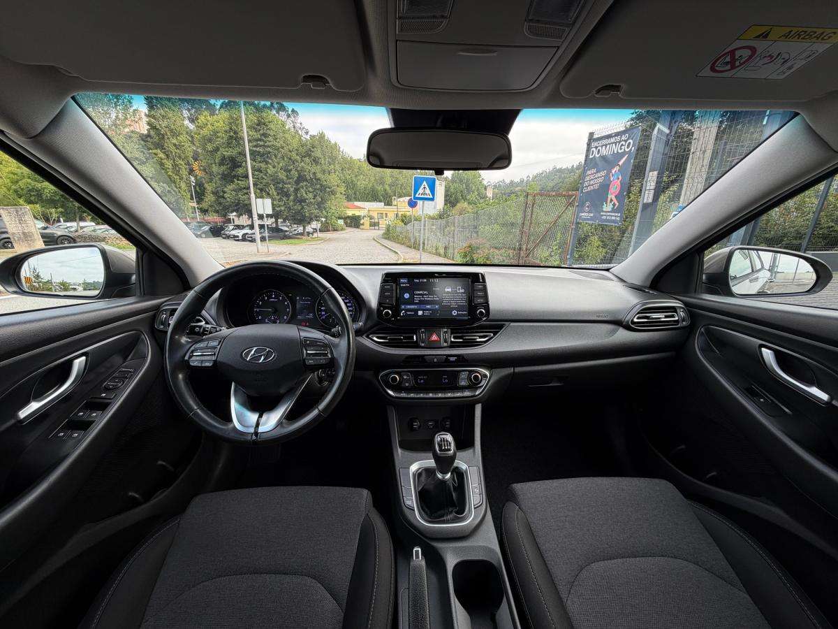 hyundai-i30-2021-gasolina-998cc