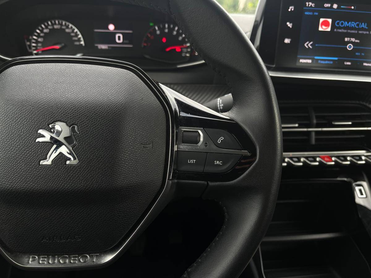 peugeot-208-2023-gasolina-1199cc