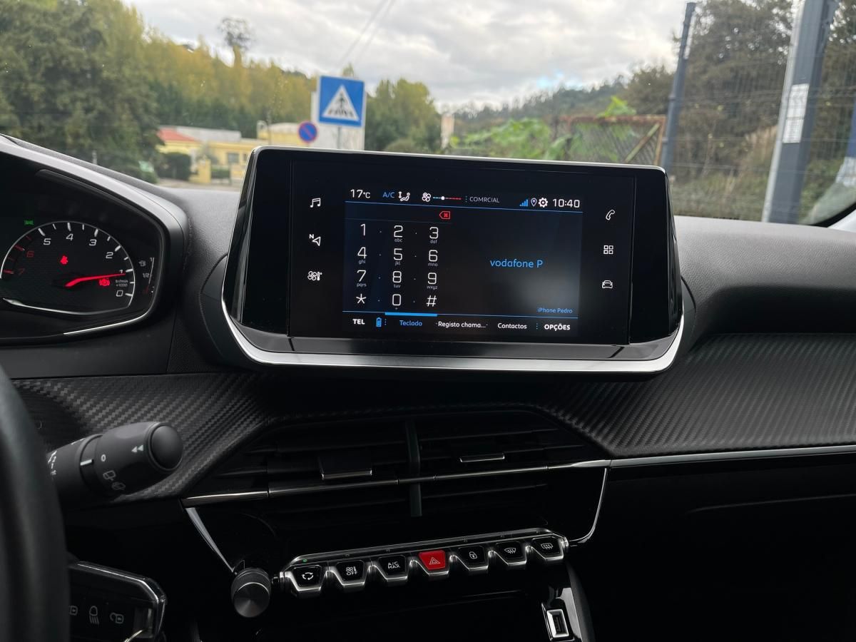 peugeot-208-2023-gasolina-1199cc