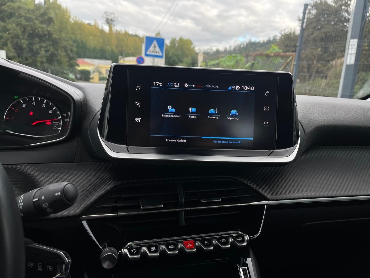peugeot-208-2023-gasolina-1199cc