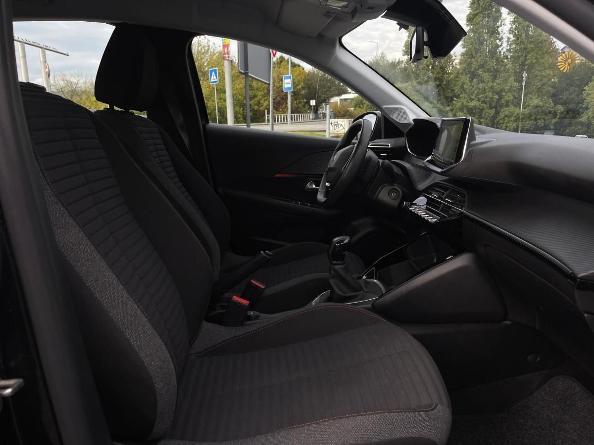 peugeot-208-2023-gasolina-1199cc
