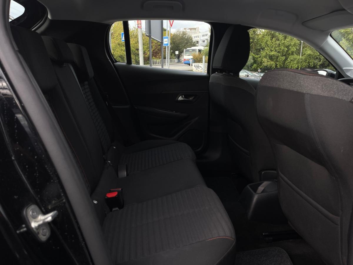 peugeot-208-2023-gasolina-1199cc