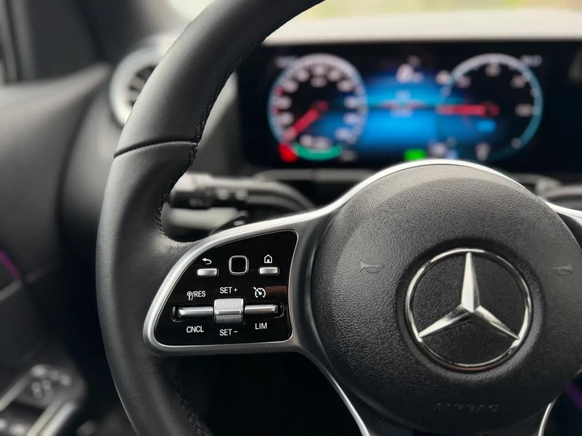 mercedes-benz-eqa-2022-eletrico-0cc