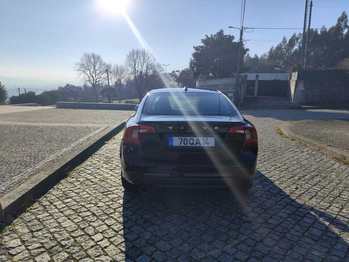 volvo-s60-2011-diesel-1560cc