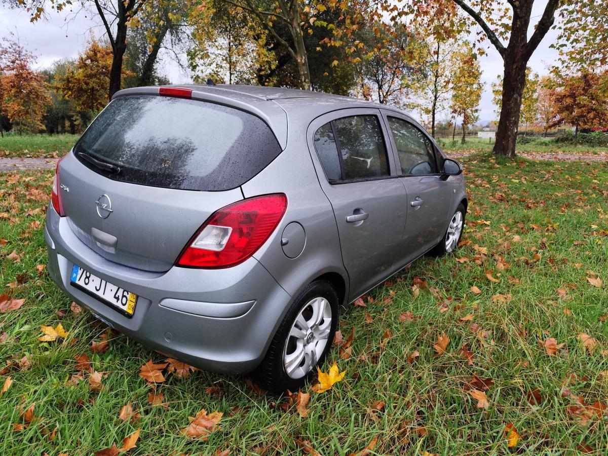 opel-corsa-2010-gpl-1200cc