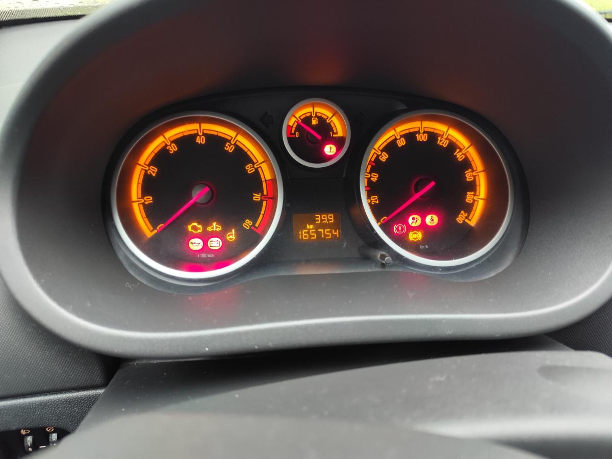opel-corsa-2010-gpl-1200cc