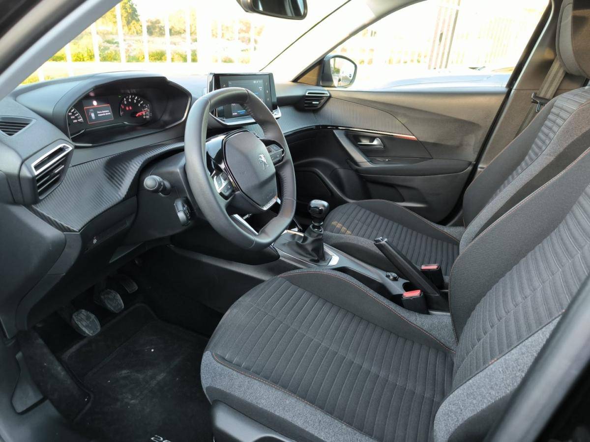 peugeot-2008-2021-diesel-1499cc