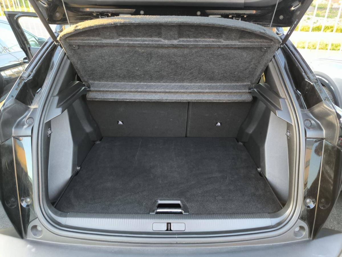 peugeot-2008-2021-diesel-1499cc