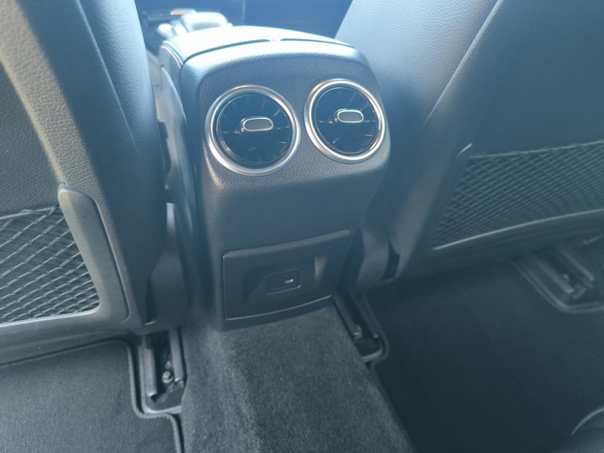 mercedes-benz-cla-2022-hibrido-1332cc