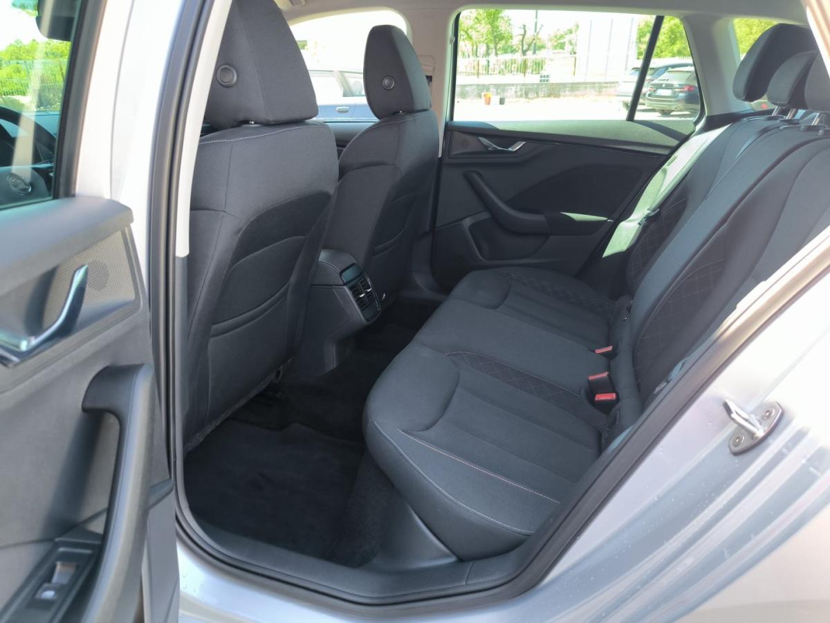 skoda-kamiq-2023-gasolina-999cc