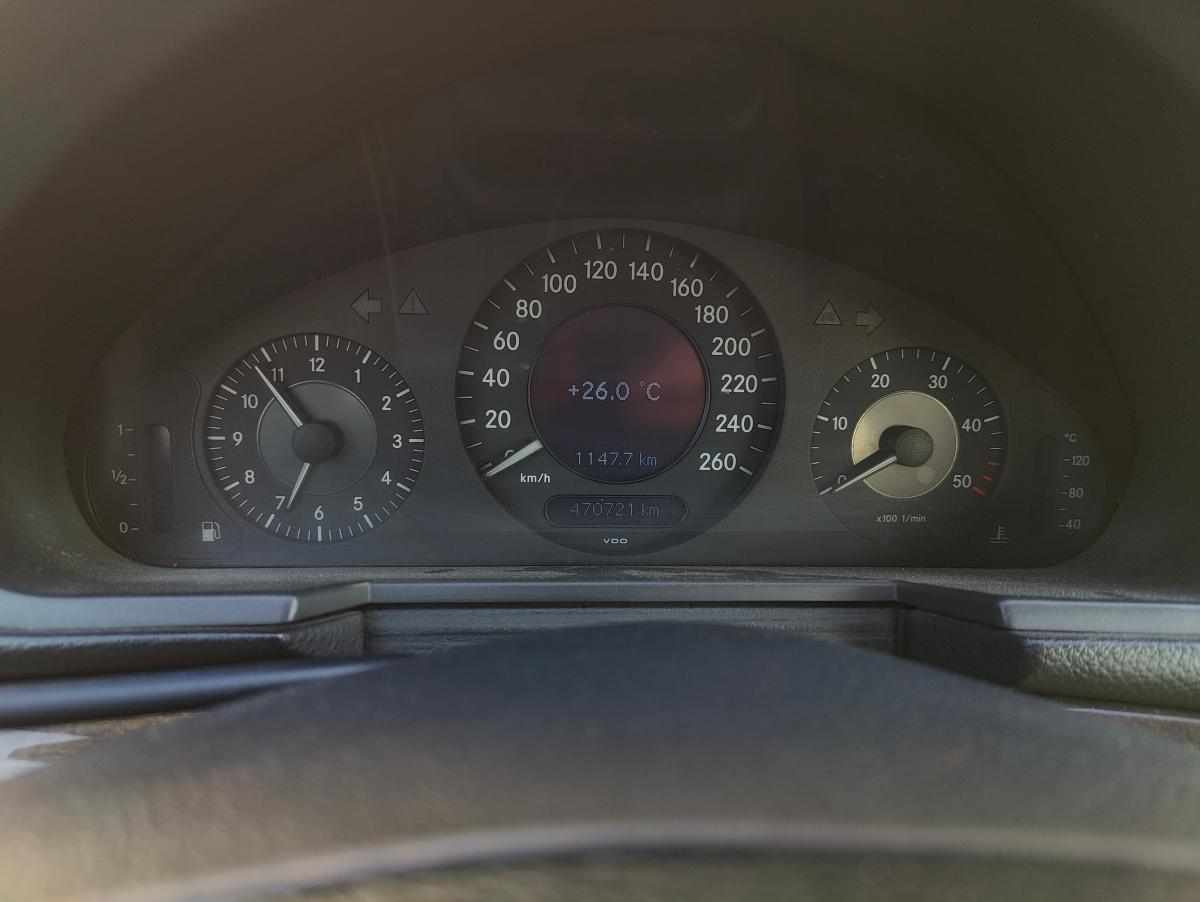 mercedes-benz-classe-e-e-220-cdi-2003-diesel-2148cc