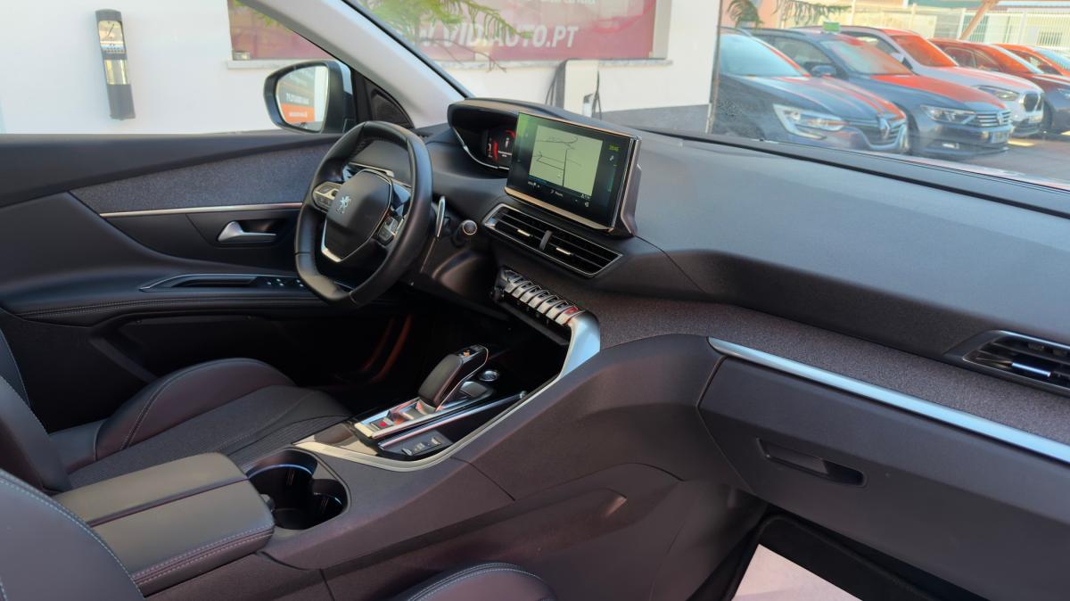 peugeot-3008-2021-hibrido-a-gasolina-1598cc