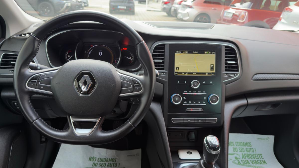 renault-megane-sport-tourer-2019-diesel-1461cc