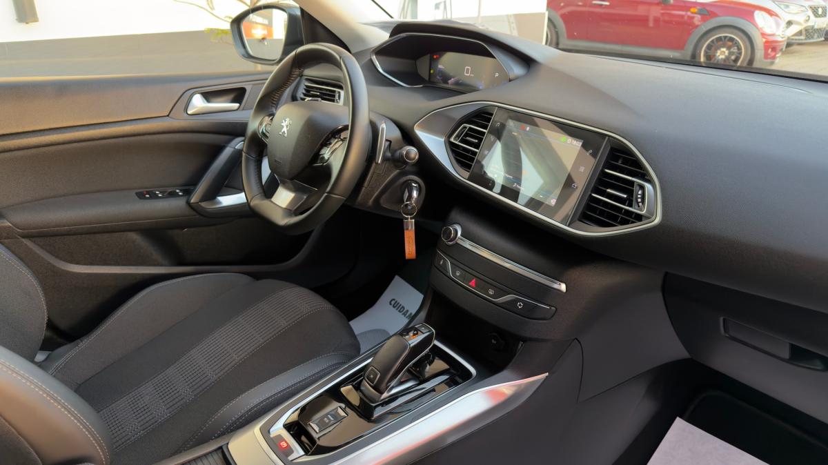 peugeot-308-sw-2021-gasolina-1199cc