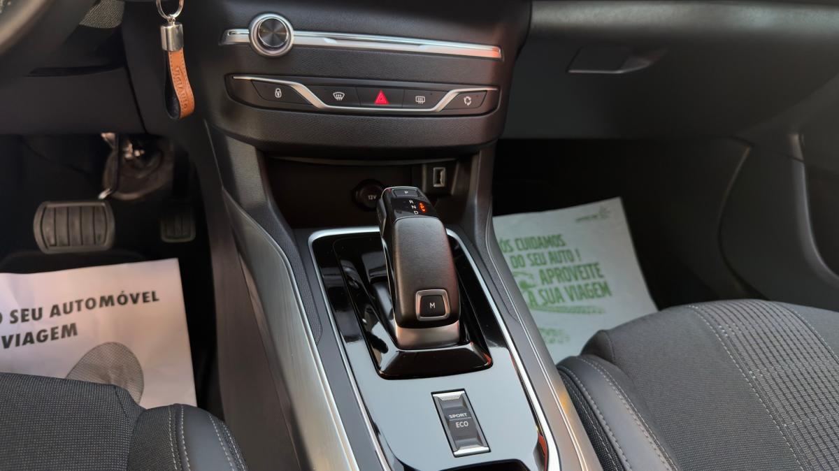 peugeot-308-sw-2021-gasolina-1199cc