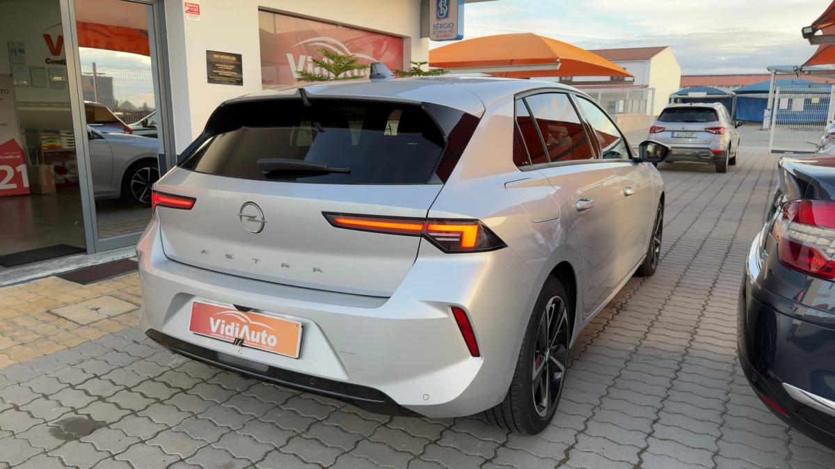 opel-astra-2023-gasolina-1199cc