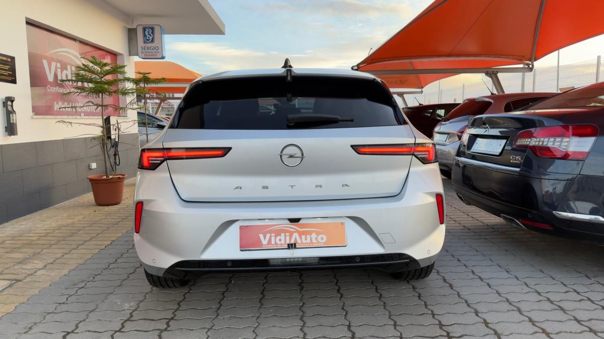 opel-astra-2023-gasolina-1199cc