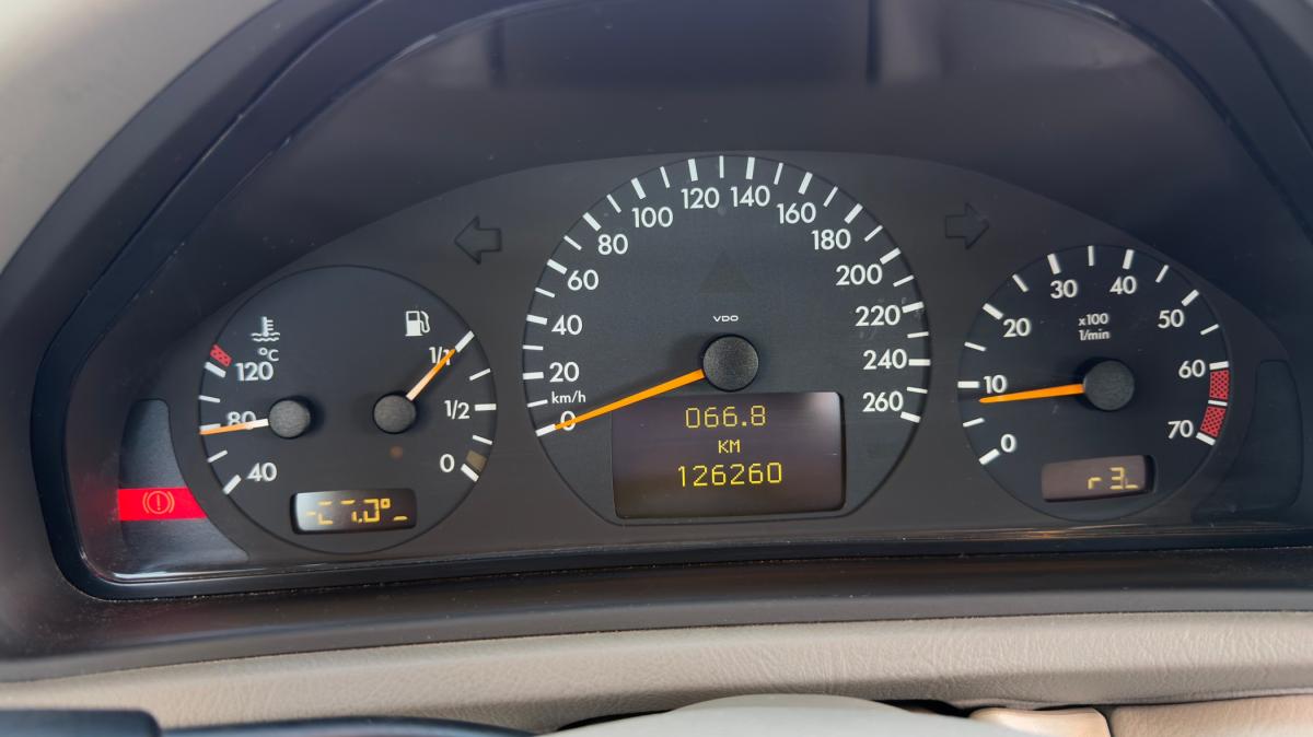 mercedes-benz-clk-2002-gasolina-1998cc