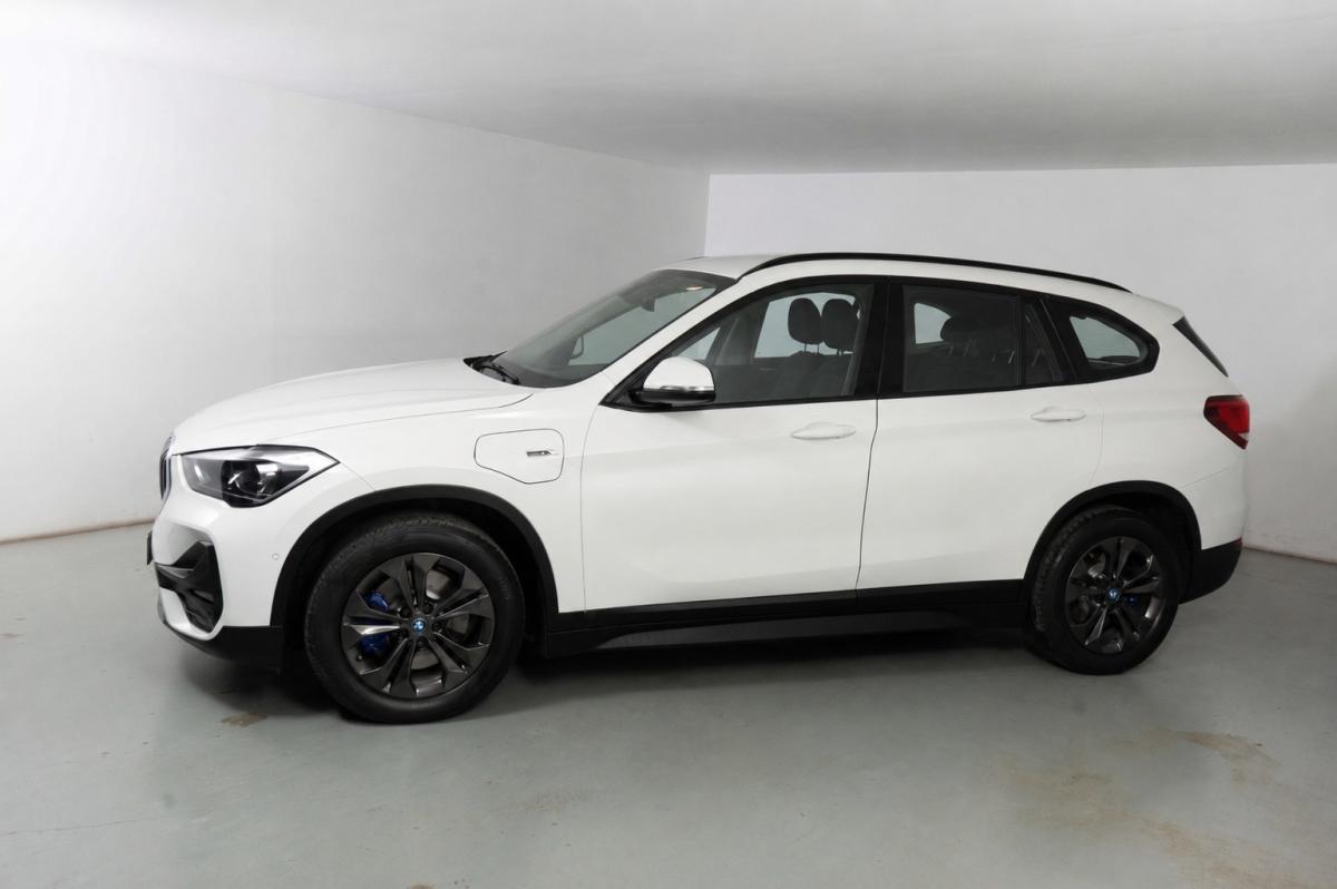 bmw-x1-2022-hibrido-a-gasolina-1499cc