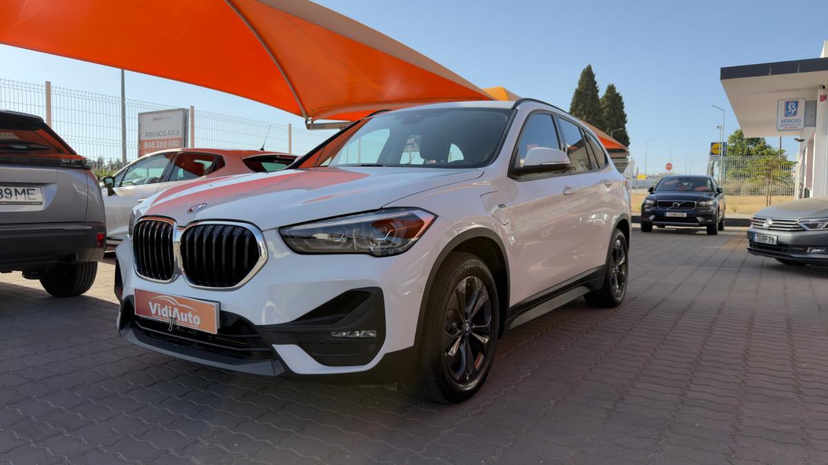 bmw-x1-2022-hibrido-a-gasolina-1499cc