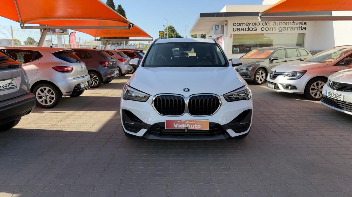 bmw-x1-2022-hibrido-a-gasolina-1499cc