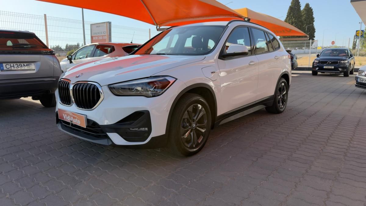 bmw-x1-2022-hibrido-a-gasolina-1499cc