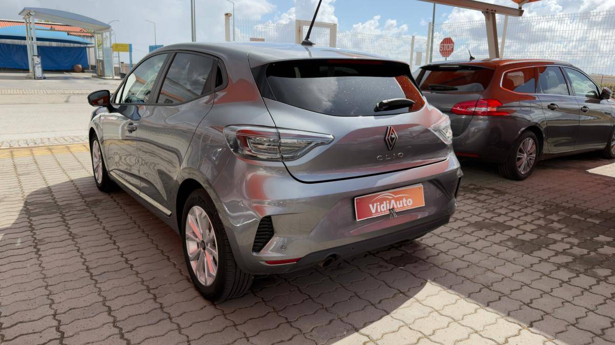 renault-clio-2024-gasolina-999cc