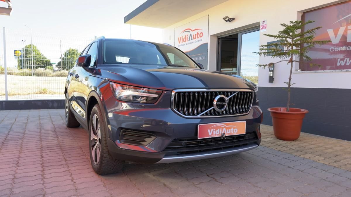 volvo-xc40-2022-hibrido-a-gasolina-1477cc