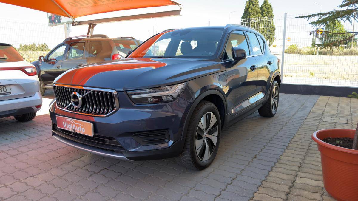 volvo-xc40-2022-hibrido-a-gasolina-1477cc