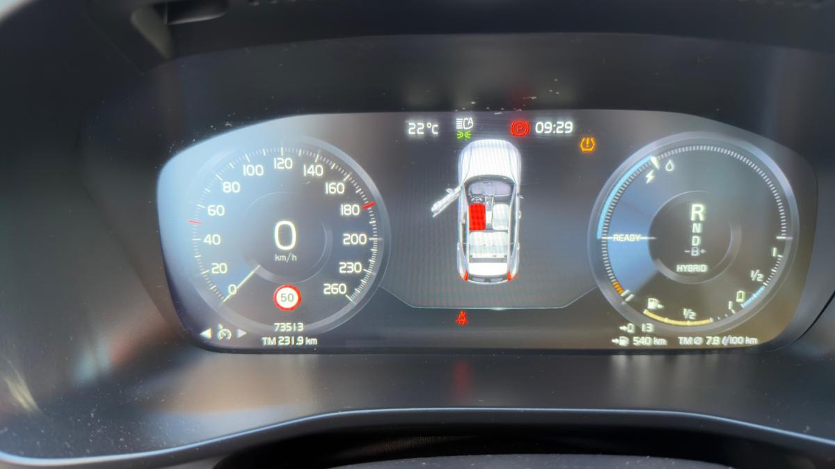 volvo-xc40-2022-hibrido-a-gasolina-1477cc