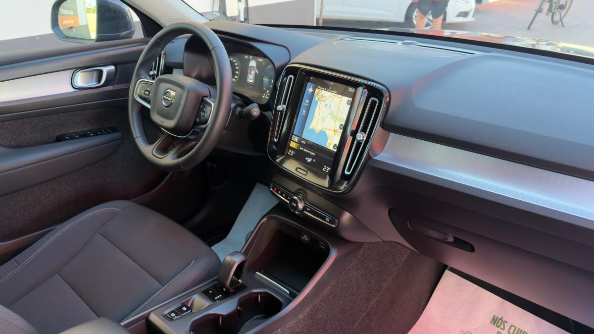 volvo-xc40-2022-hibrido-a-gasolina-1477cc