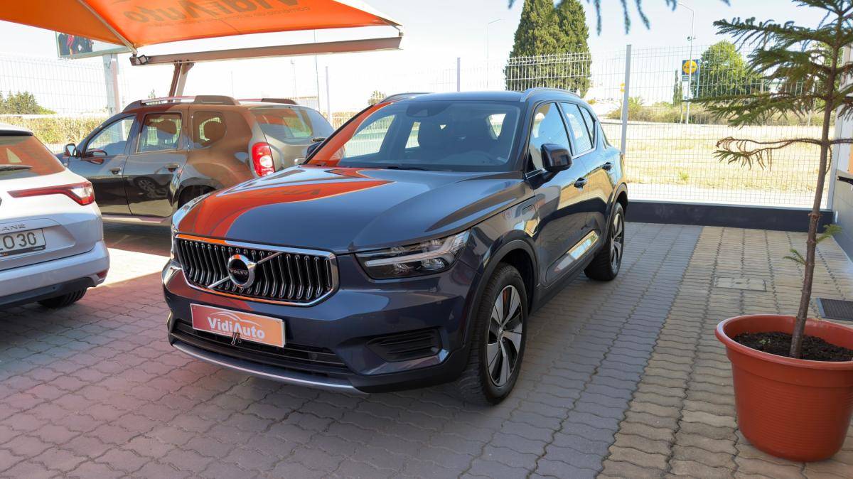 volvo-xc40-2022-hibrido-a-gasolina-1477cc